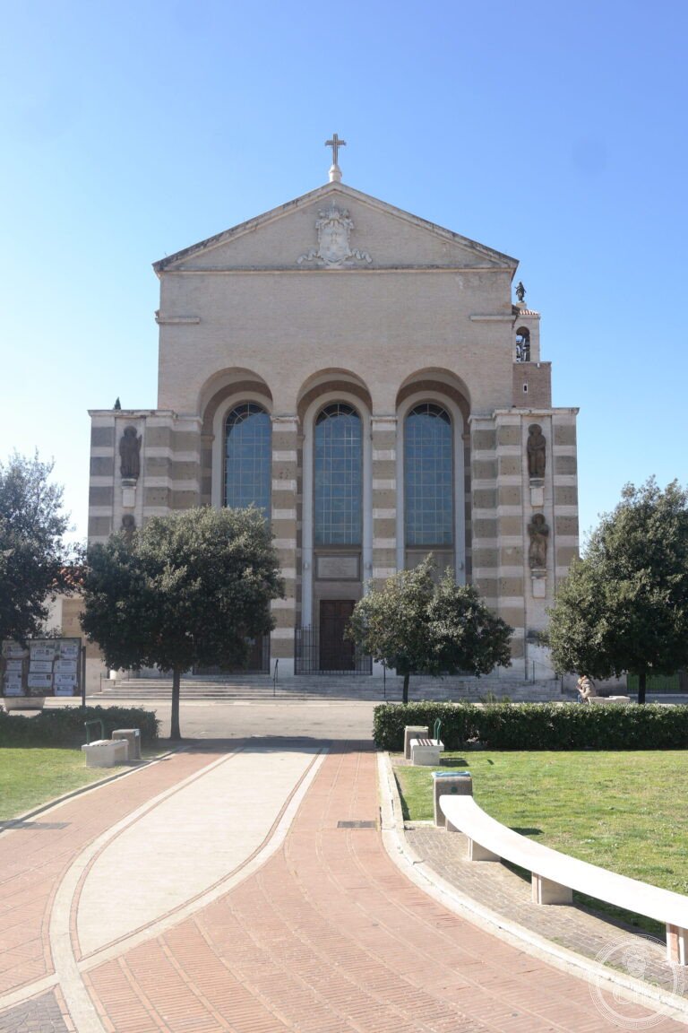 Cattedrale di San Marco Evangelista — Latina’s Rationalist Cathedral