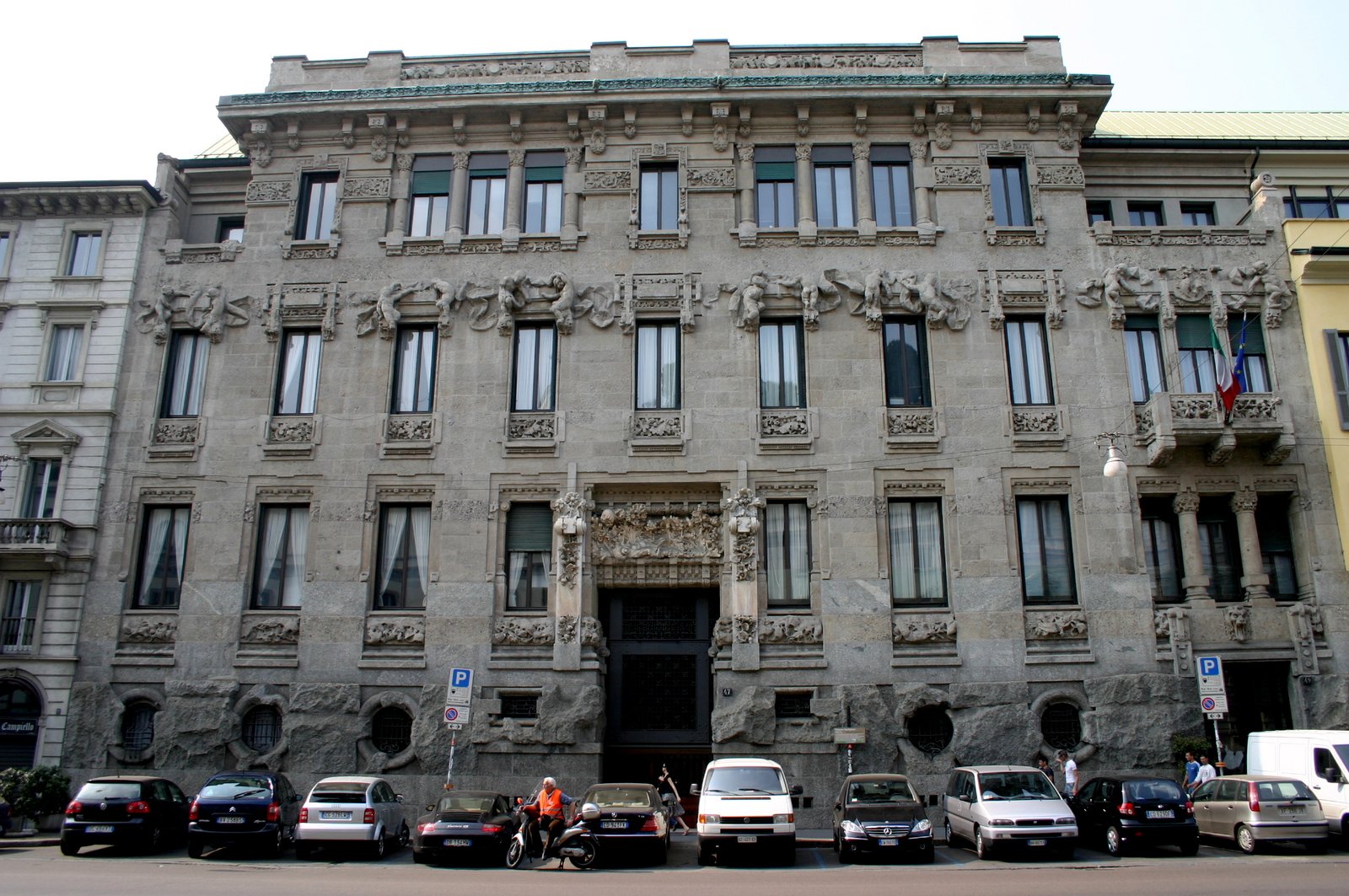 Palazzo Castiglioni