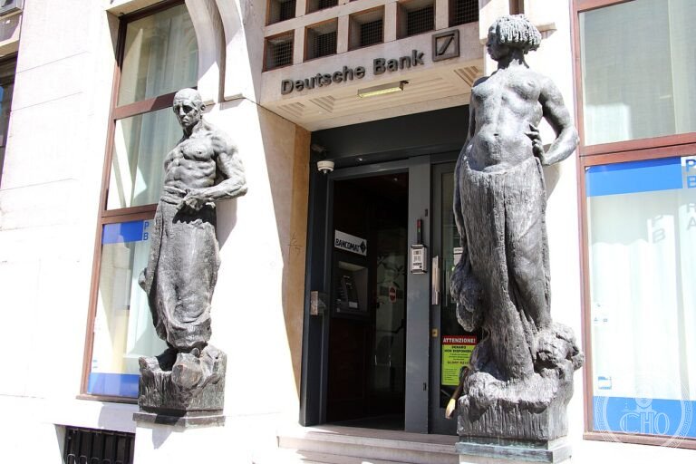Palazzo della Banca di Praga — Trieste